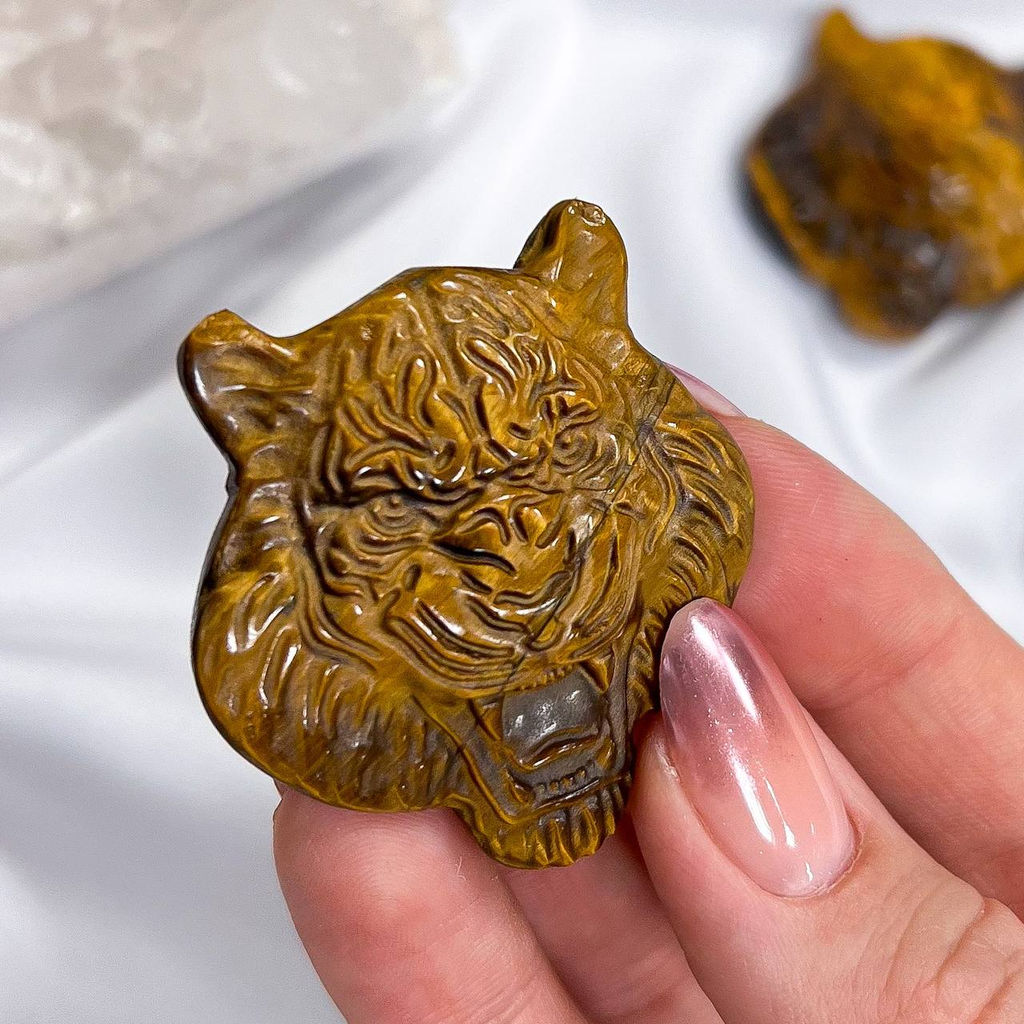 Фигурка резная "Тигр" из Тигрового глаза