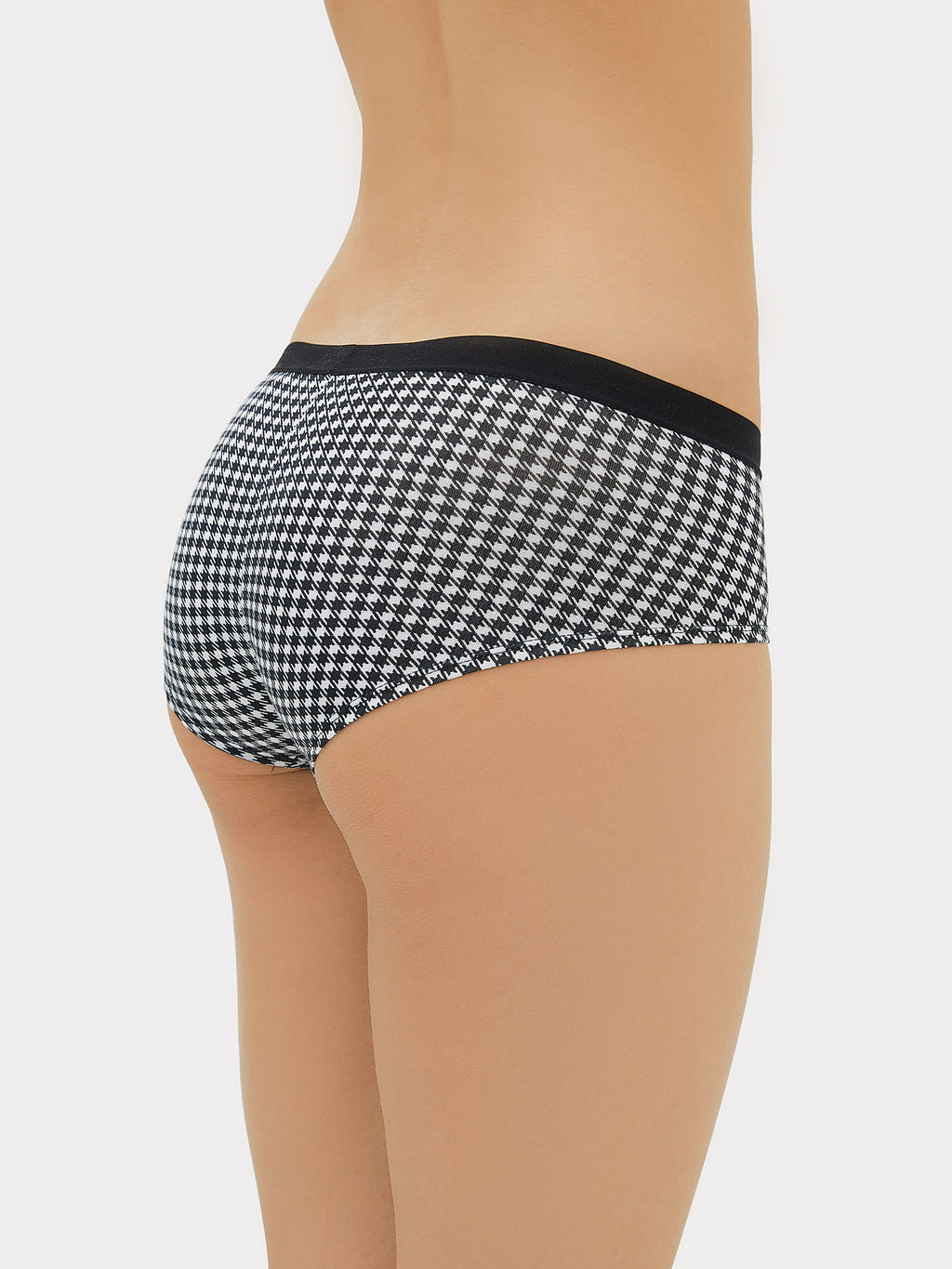 Трусы женские шорты мультипак (3 шт.) белые в черную клеточку черная клеточка на белом 412263-3 - Mark formelle фото 6