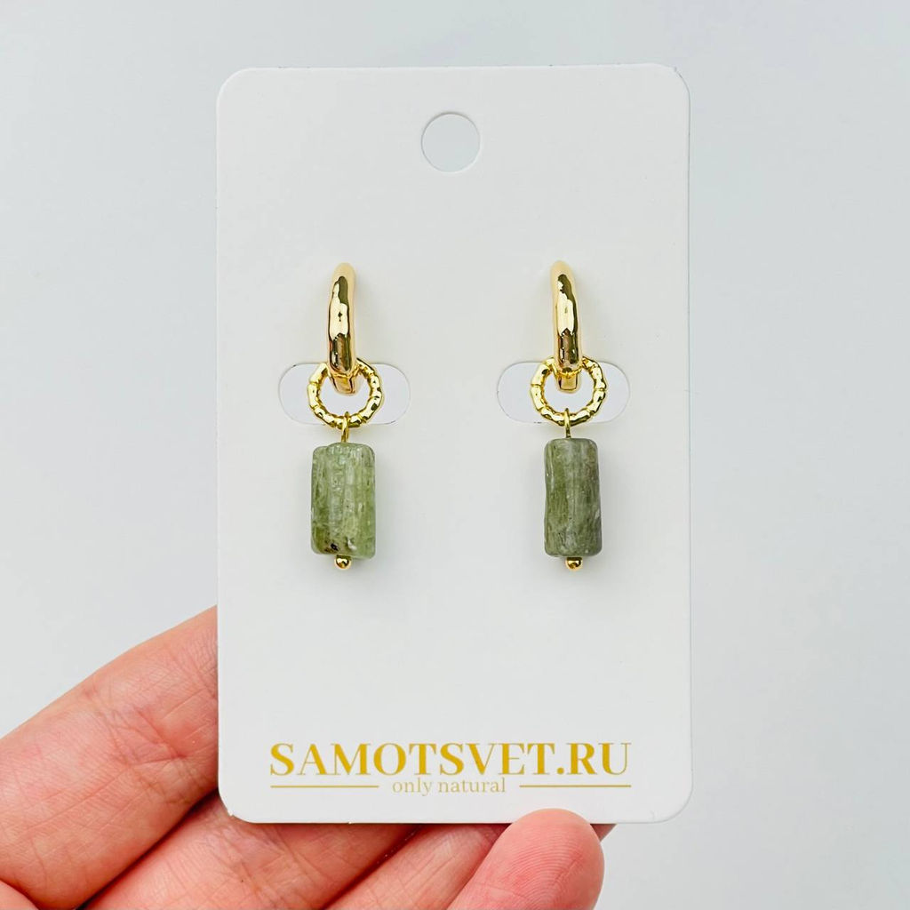 Серьги из зеленого Кианита