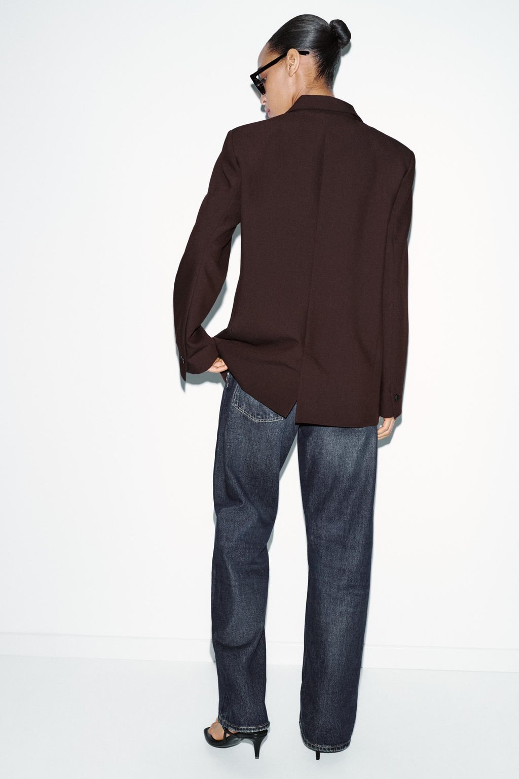 BLAZER RECTA HOMBRERAS / Marr?n claro - Zara фото 7