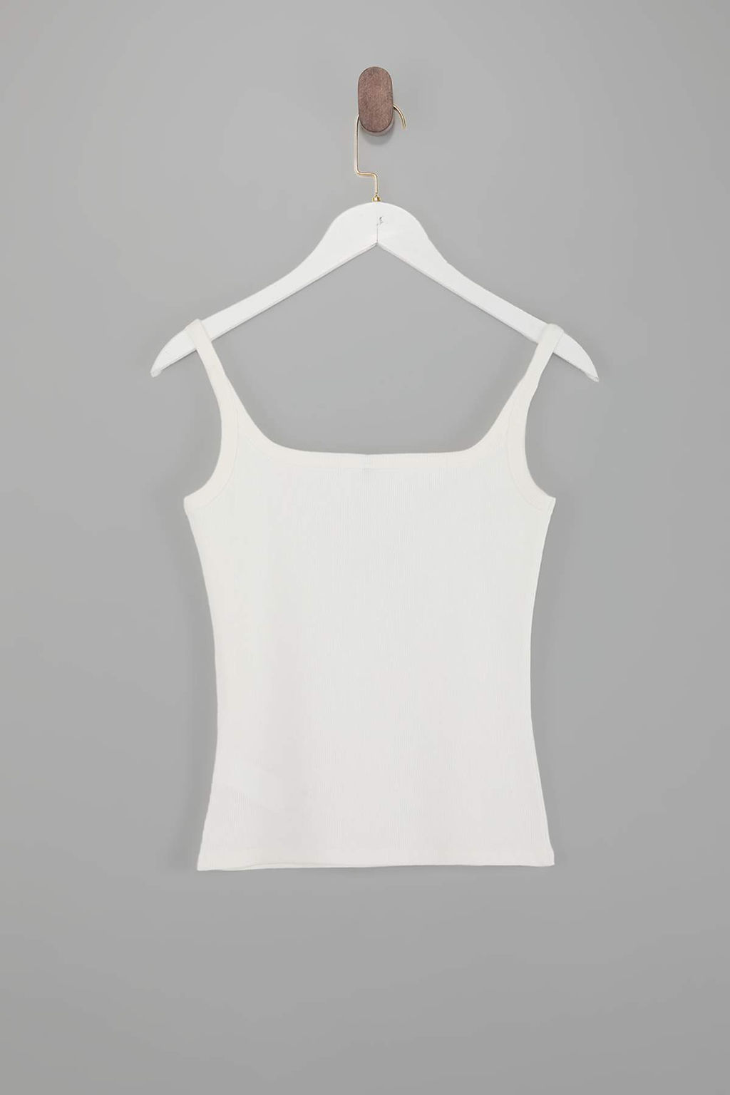 Beyaz Fitted/Vucuda Oturan Kare Yaka Kal?n Ask?l? Kolsuz Fitilli Esnek Orme Atlet TWOSS26AL00014 - Trendyolmilla фото 6