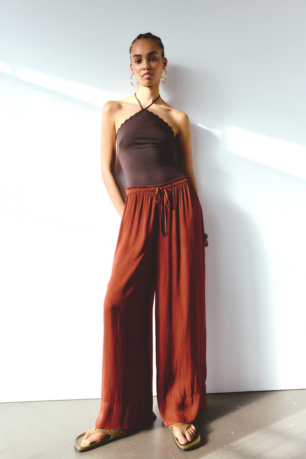 Pantal?n amplio con cord?n de ajuste - H&m фото 8