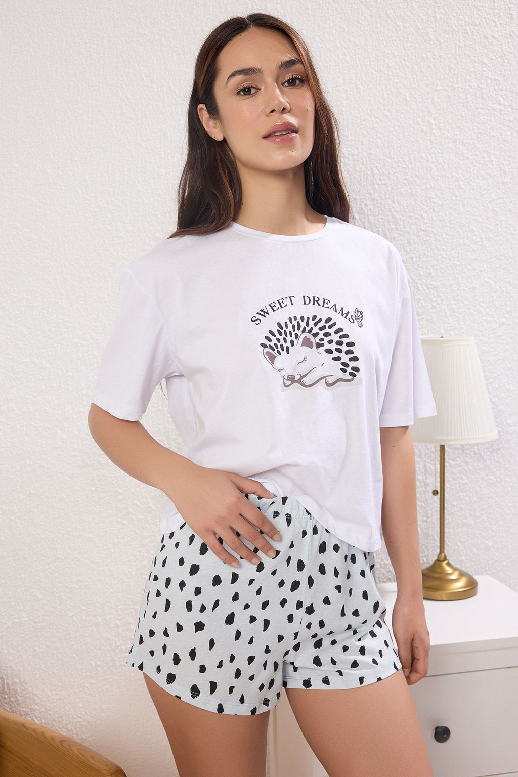 Trendyolmilla Beyaz %100 Pamuklu Hayvan Bask?l? Sortlu Orme Pijama Tak?m? THMSS25PT00408 фото 2