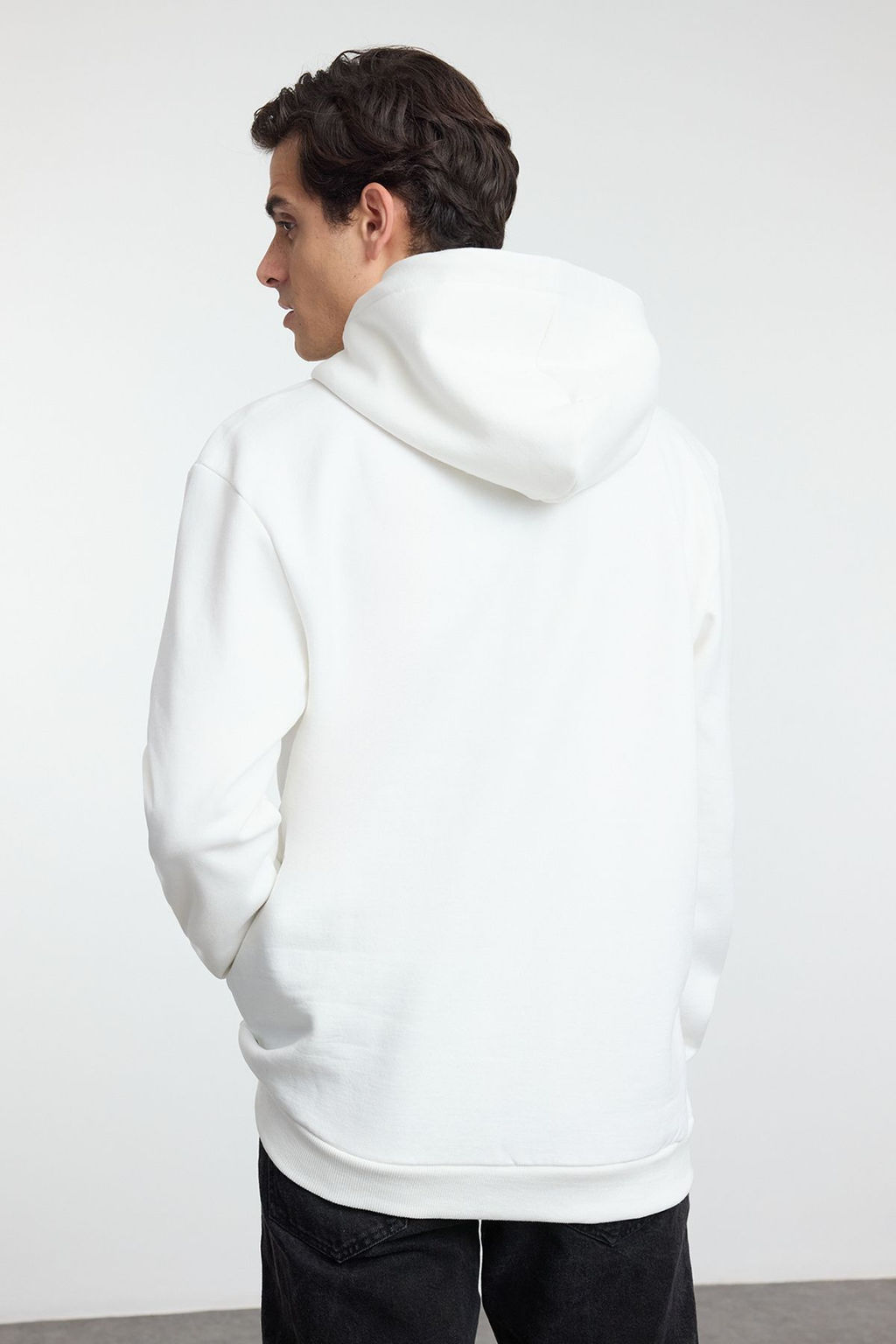 TRENDYOL MAN Un?sex Ekru Regular/Normal Kesim Hokusai Orijinal Lisansl? Kapusonlu Sweatshirt TMNAW25SW00127 - Trendyolmilla фото 5
