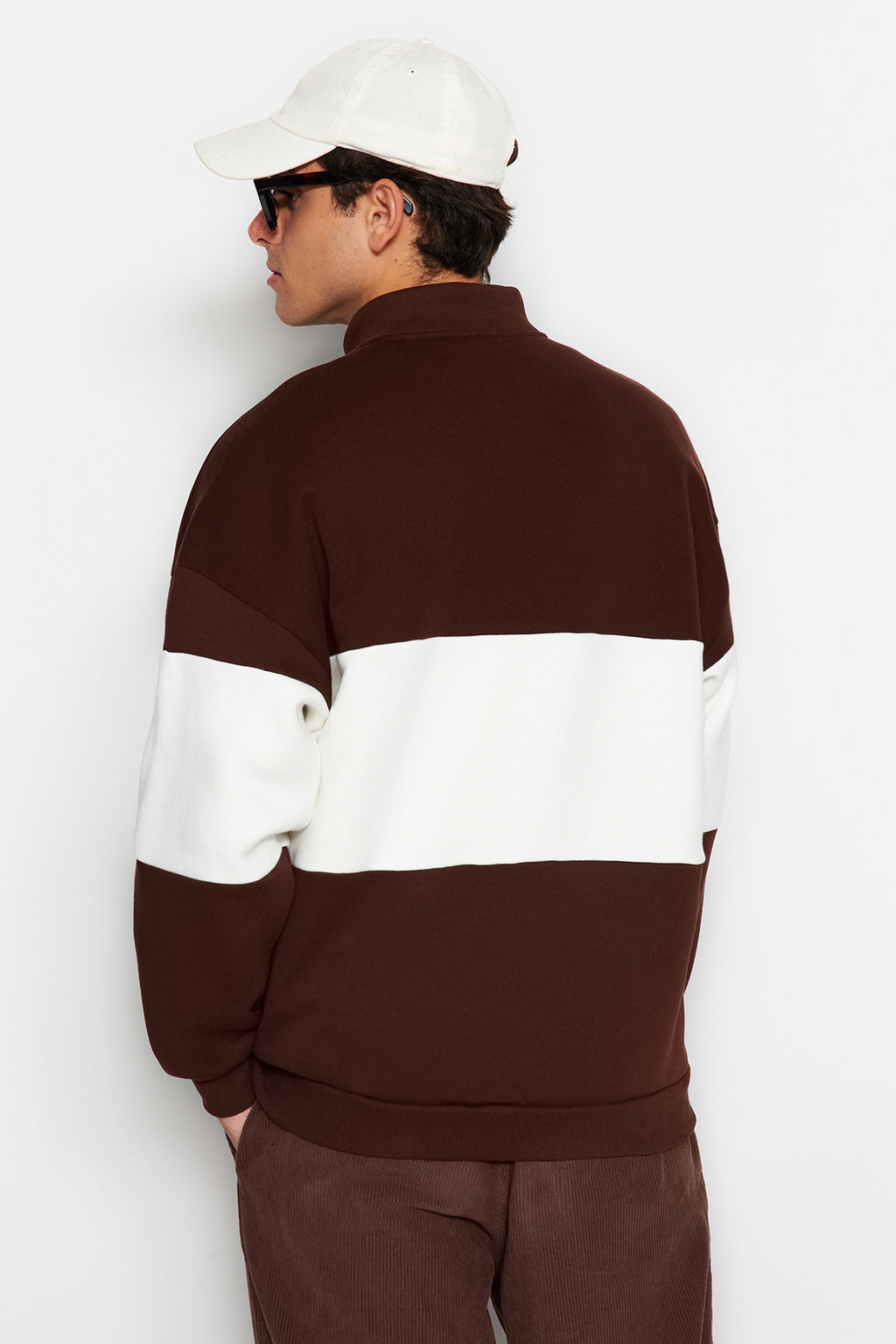 TRENDYOL MAN Siyah Oversize/Genis Kesim C?tc?tl? Renk Ici Polar Pamuklu Sweatshirt TMNAW24SW00160 - Trendyolmilla фото 13