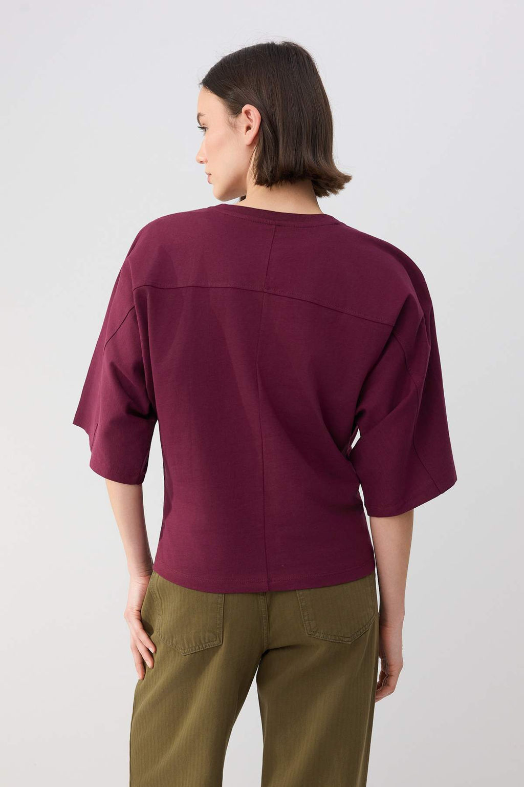 Wardrobe Essentials-Ekru Genis Kal?p Yarasa Kol %100 Pamuk Orme T-Shirt TWOSS26TS00047 - Trendyolmilla фото 13