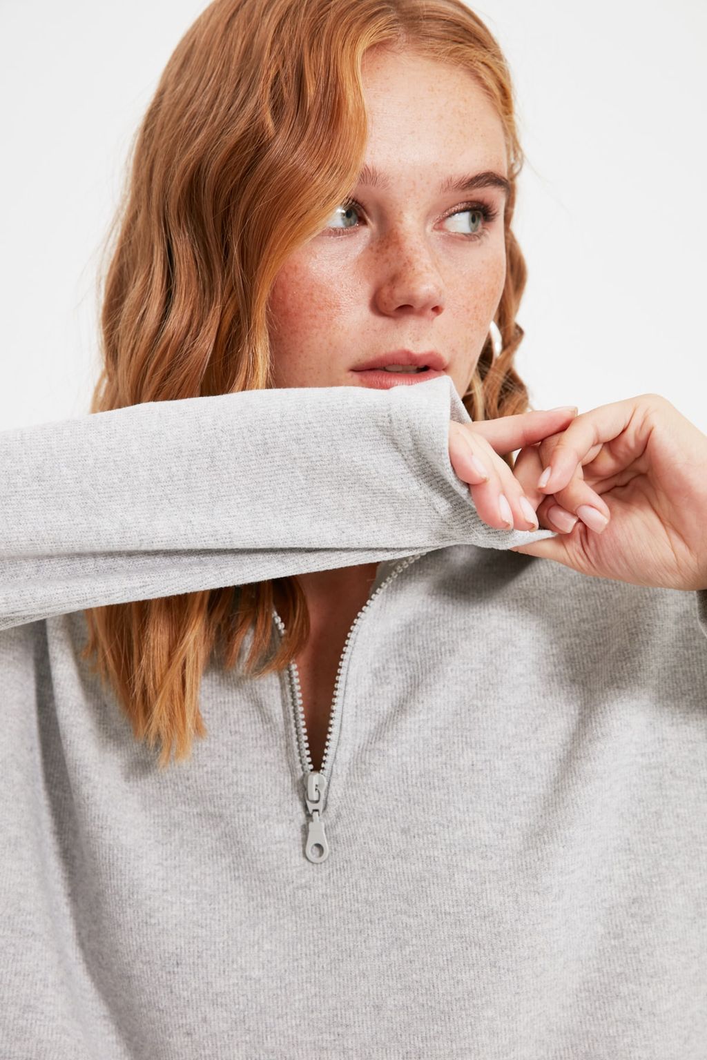 Gri Selanik/Triko Gorunumlu Fermuarl? Yaka Regular/Normal Kal?p Orme Sweatshirt TWOAW22SW0732