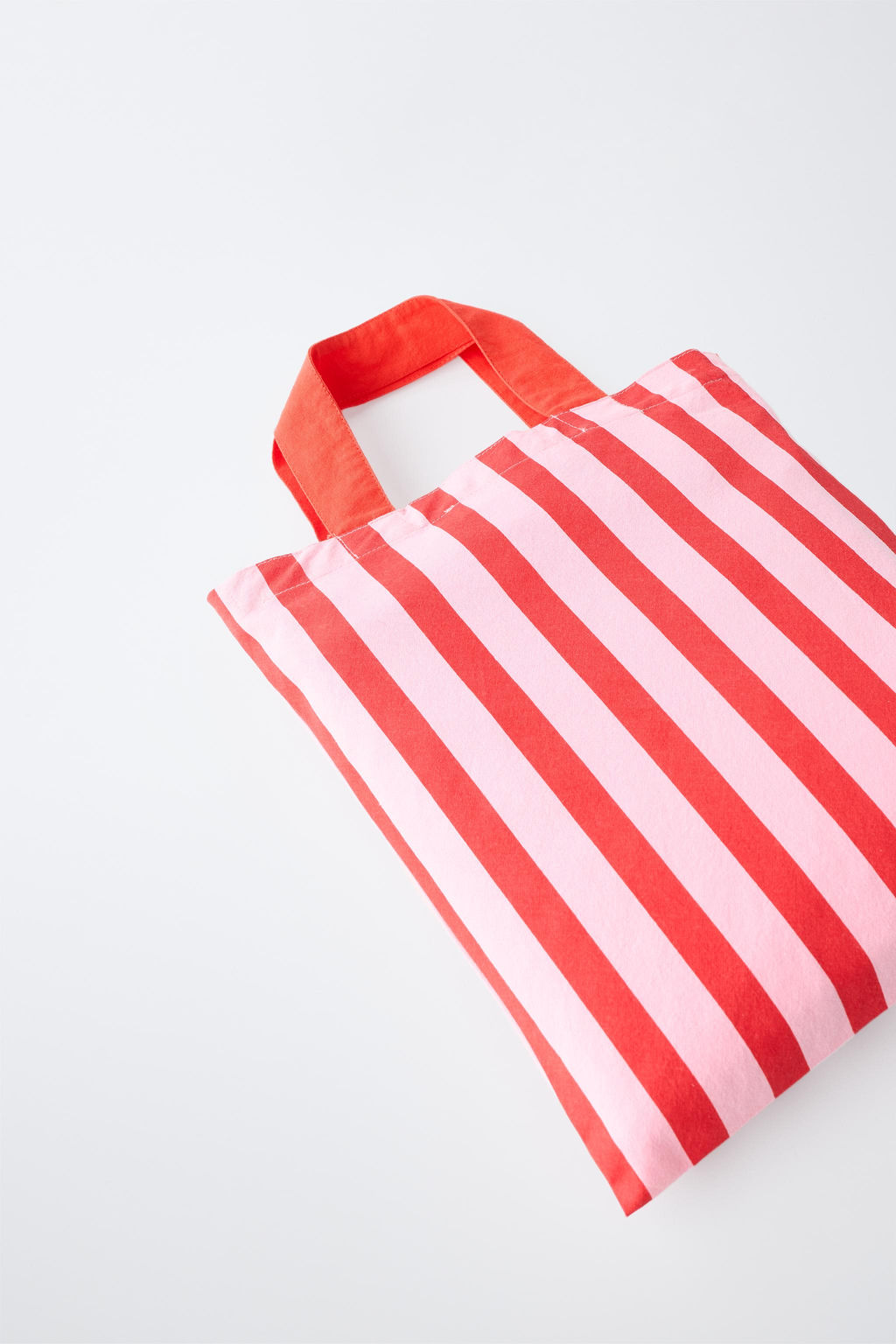BOLSA ESTAMPADO RAYAS / Rojo - Zara фото 2