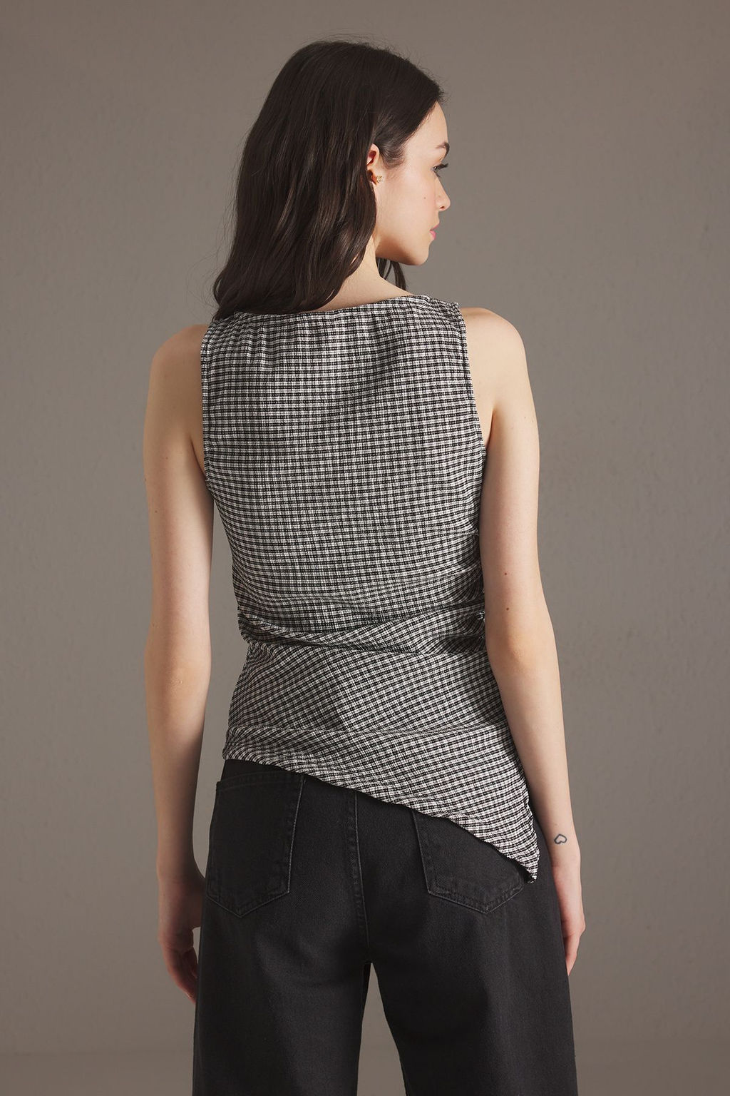 Trendyolmilla Siyah Poti Kare Fitted/Vucuda Oturan Esnek Orme Bluz TWOSS25BZ00261 фото 4