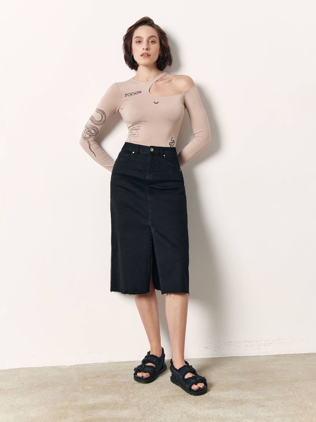 CONTE CON-611 Джинсовая юбка-midi с разрезом и необработанным краем black