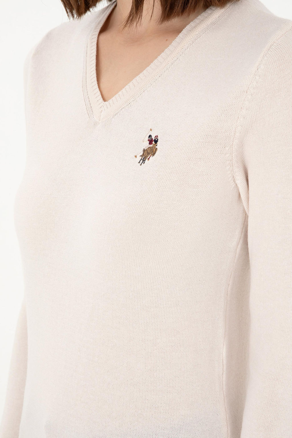 Женский базовый свитер кремового меланжевого цвета - U.s. polo assn фото 7