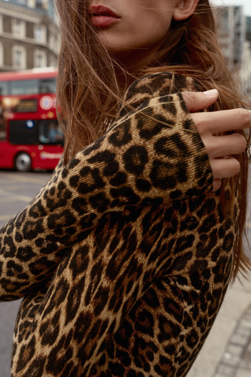 ANIMAL PRINT KNIT SWEATER - Zara фото 4