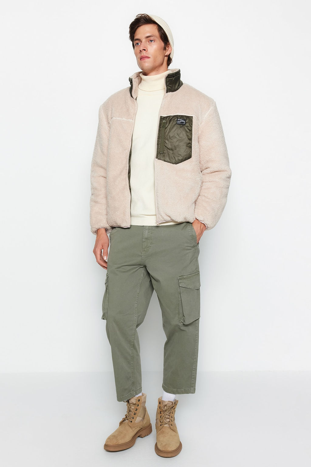 TRENDYOL MAN Siyah Regular Fit Etiket Detayl? Welsoft Pelus K?sl?k Mont TMNAW24MO00007 - Trendyolmilla фото 14