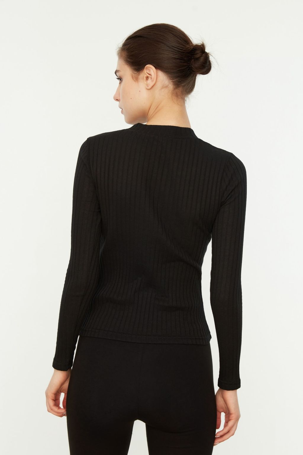 Siyah Dik Yaka Fitilli Esnek Fitted/Vucuda Oturan Orme Bluz TWOAW20BZ0200