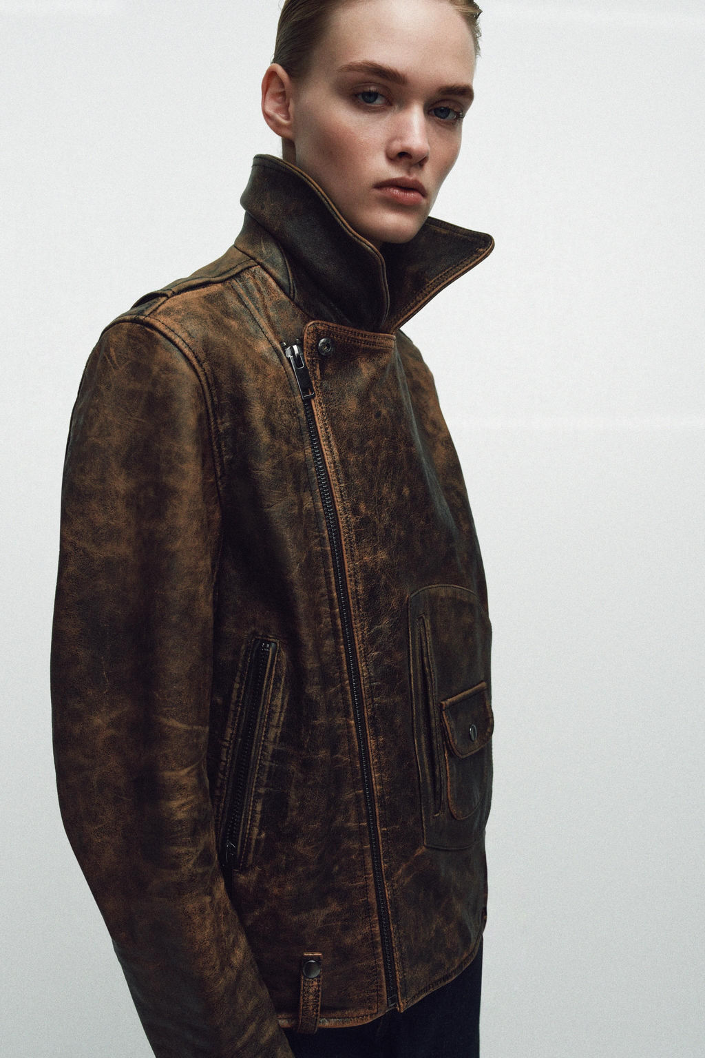 CHAQUETA BIKER PIEL 100% ZW COLLECTION LIMITED EDITION / Marr?n - Zara фото 6