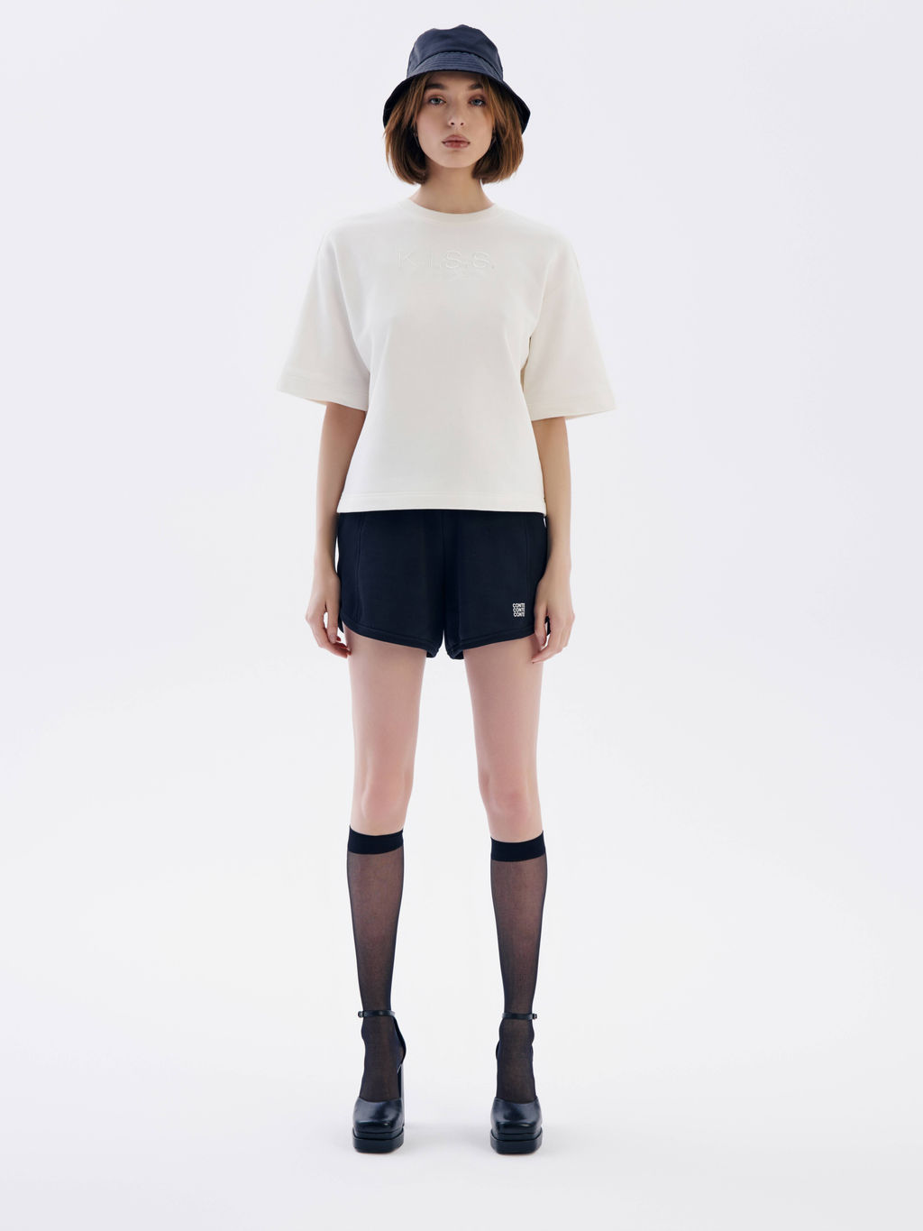 CONTE LS 2581 Шорты женские black