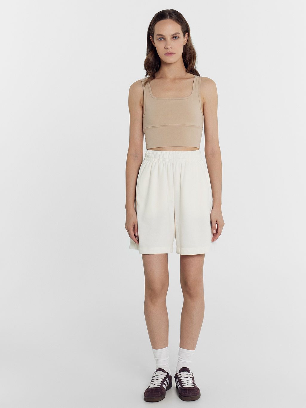 Топ женский в бежевом цвете бежевый 302756-1 - Mark formelle фото 3