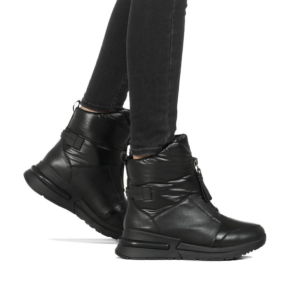 Женские дутики TENDANCE Артикул 2496930, черный