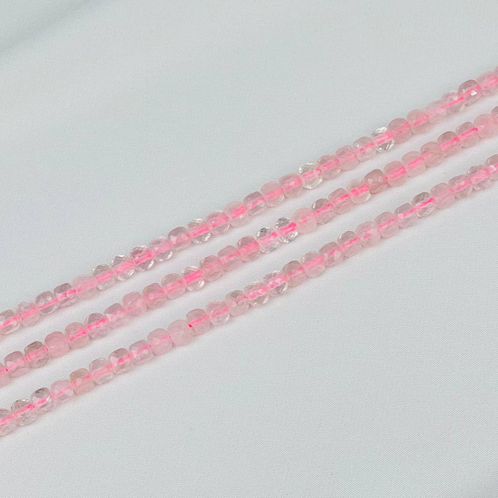 Бусины для украшений из мадагаскарского Розового кварца (86 бусин) 39 см