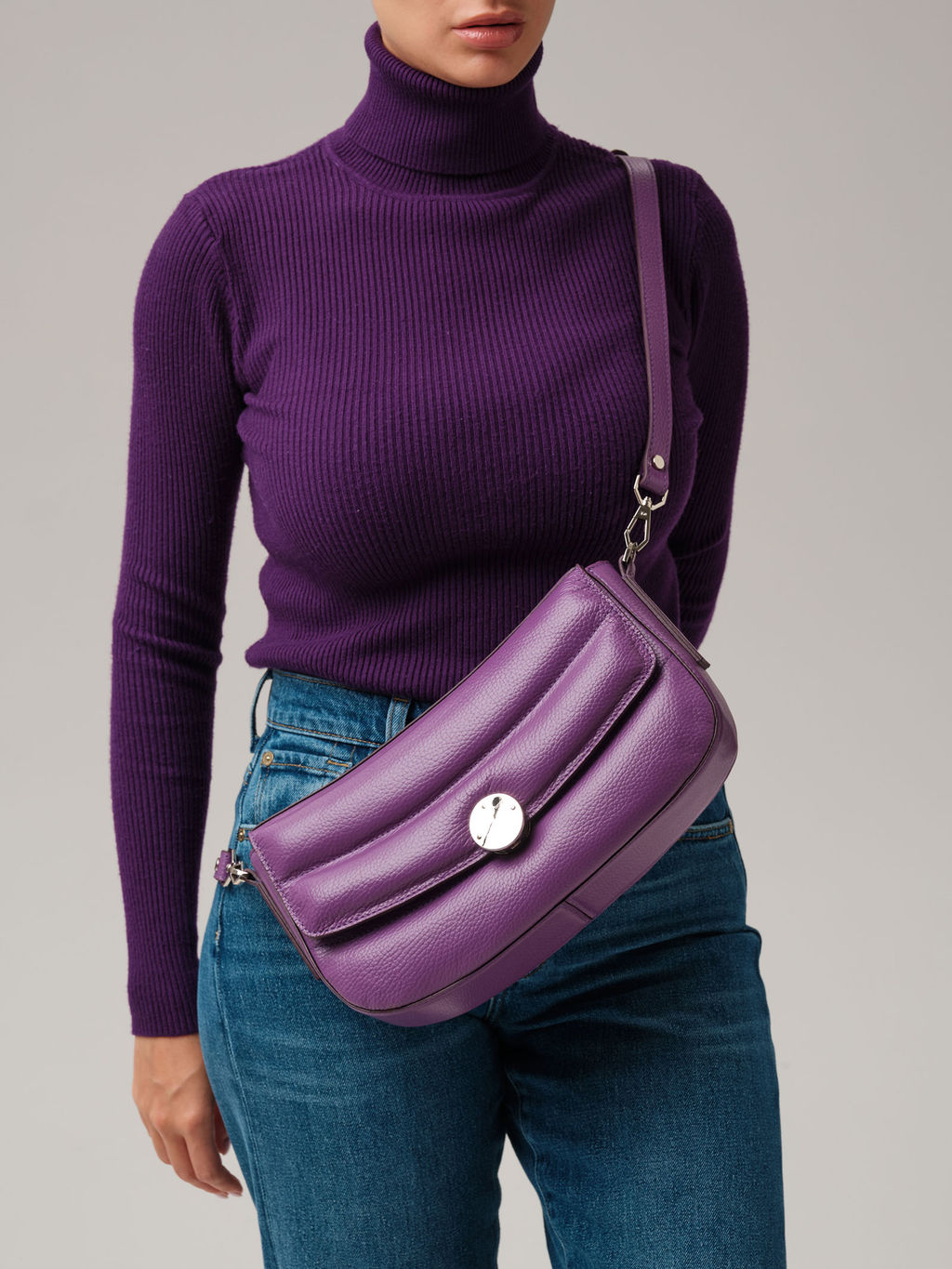 Кожаная сумка Azaro 30628 фиолетовая сирень