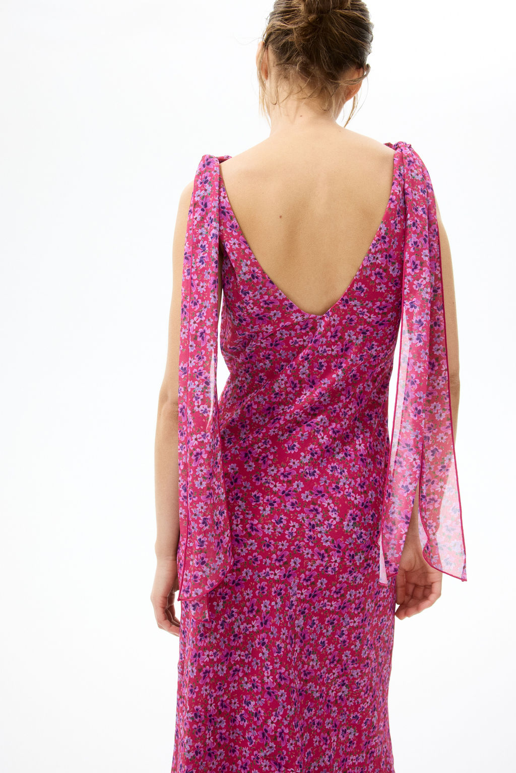 Vestido con escote drapeado y tirantes de lazo - H&m фото 6