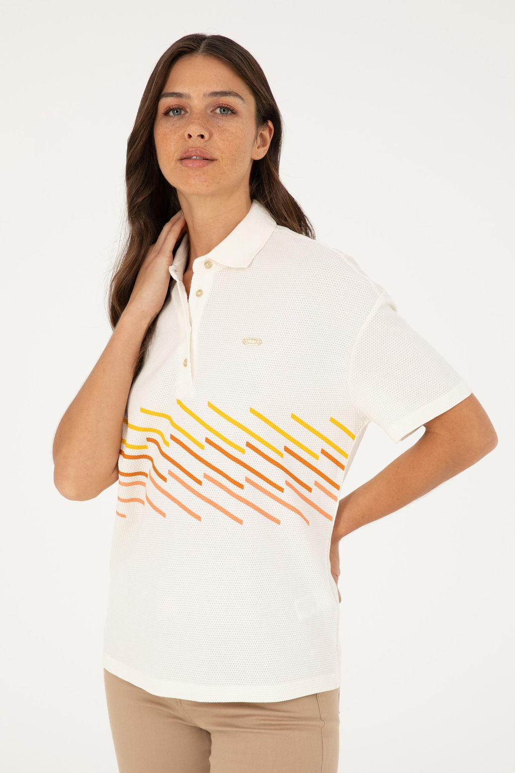 Женская футболка цвета экрю Неожиданная скидка в корзине - U.s. polo assn фото 3