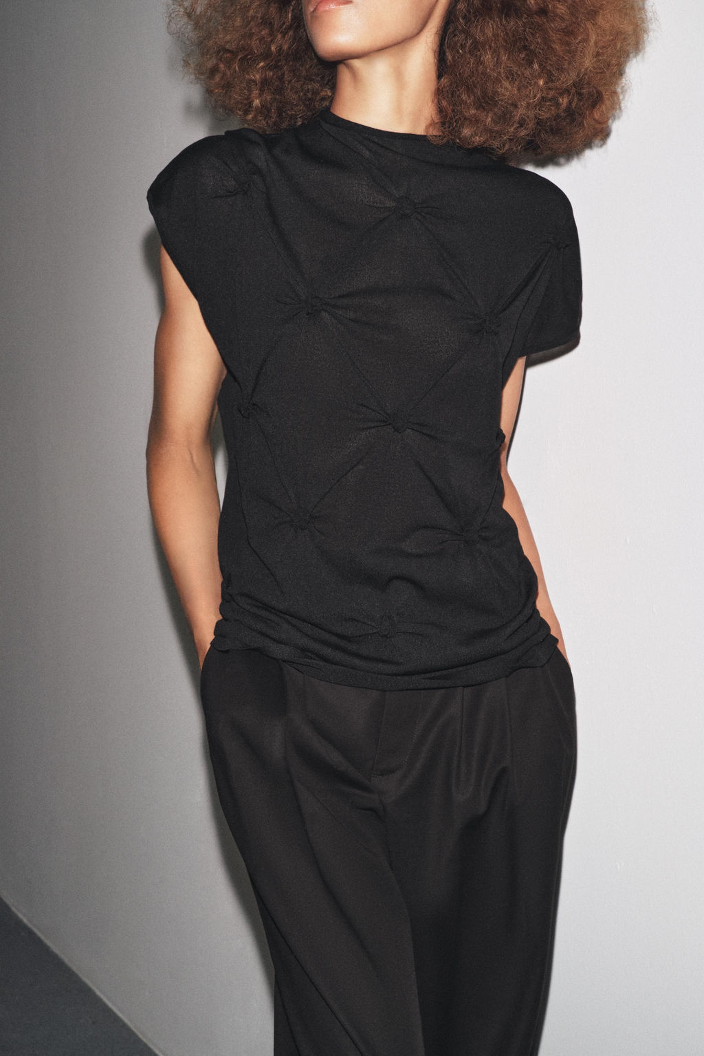 KNOT DETAIL KNIT TOP - Zara фото 13