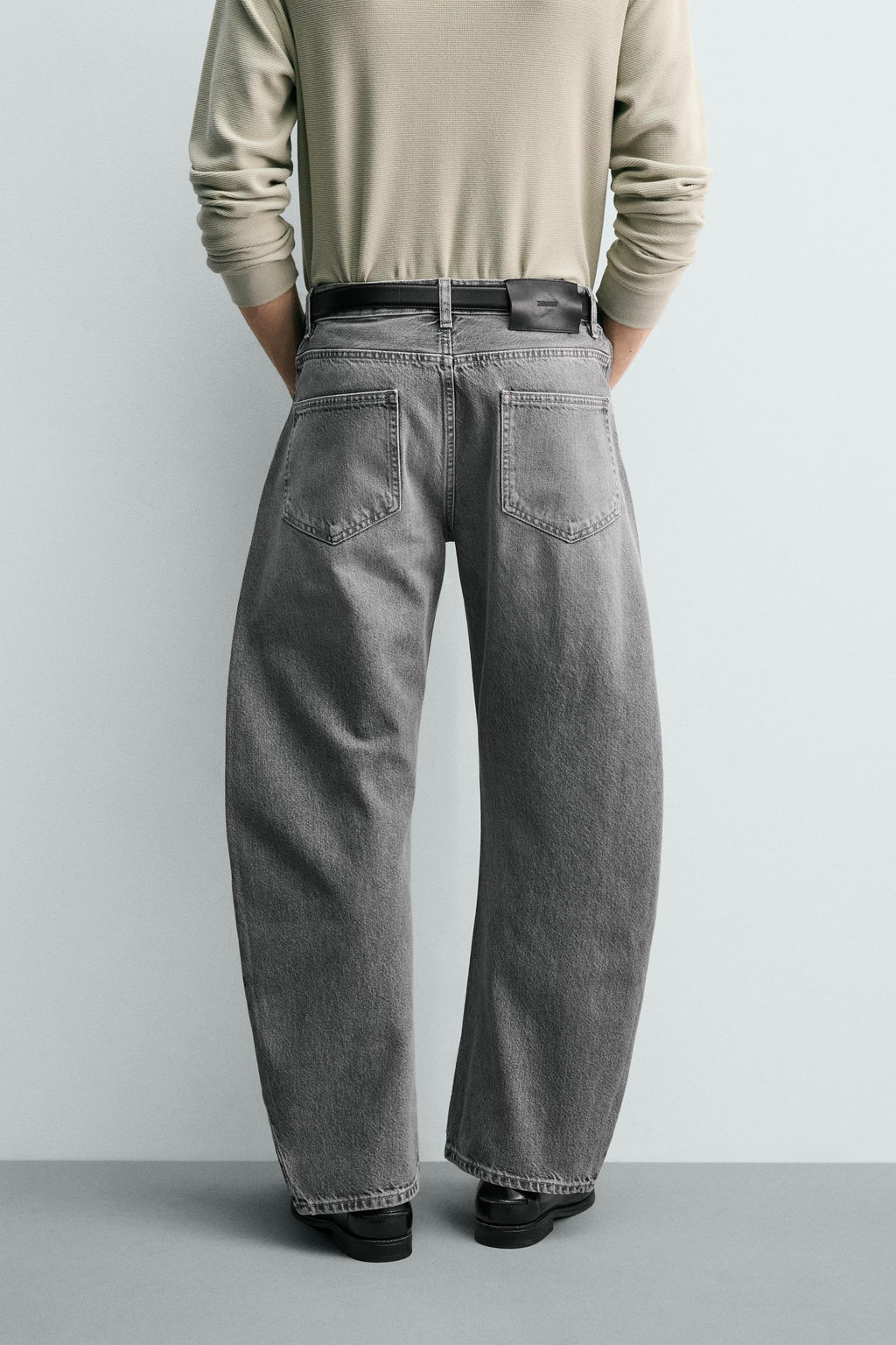 JEANS RELAXED BARREL FIT / Gris - Zara фото 3