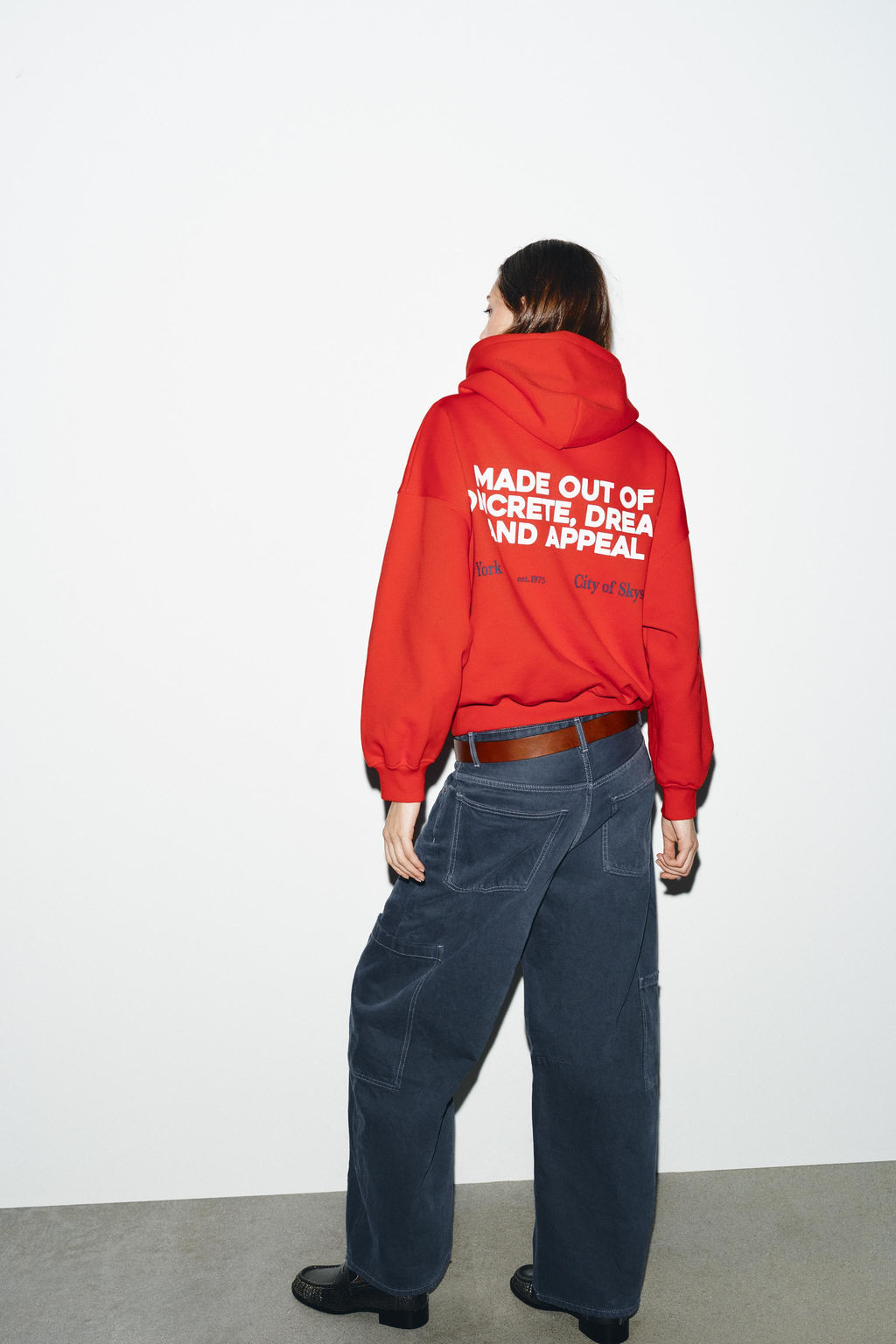 SLOGAN HOODIE