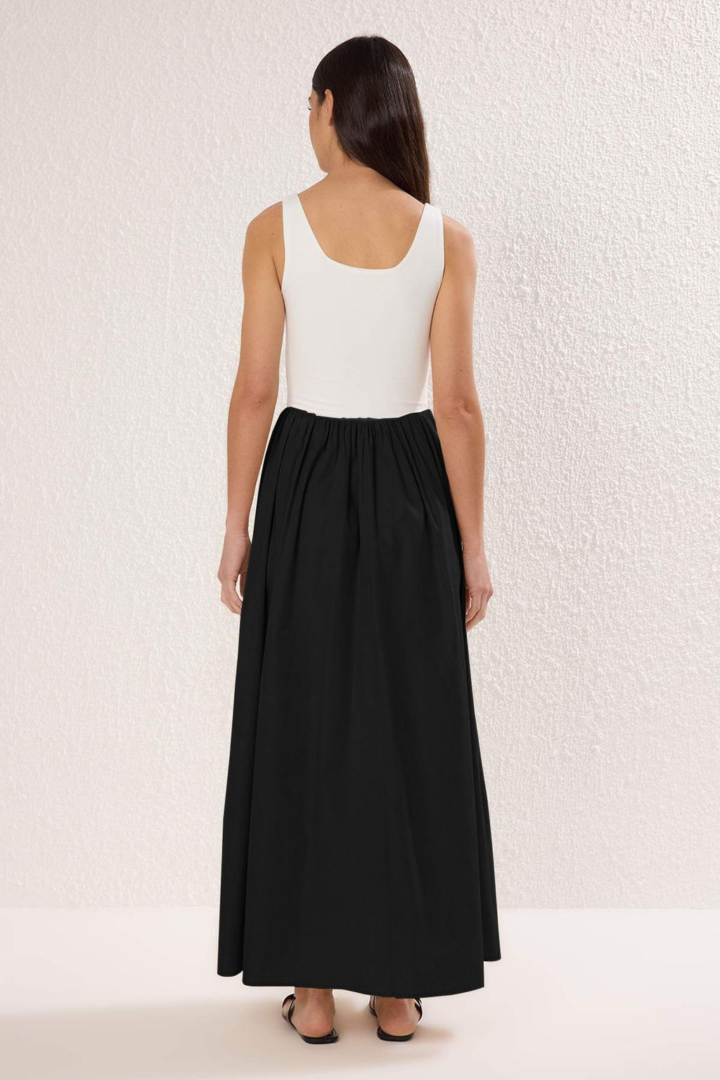 Siyah Renk Bloklu Maxi Dokuma Elbise TWOSS25EL00867