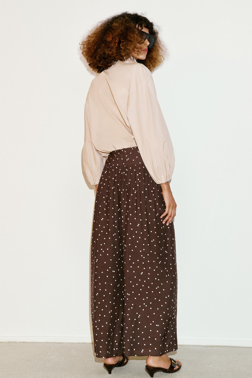 PANTAL?N ANCHO LUNARES / Marr?n / Crudo - Zara фото 7