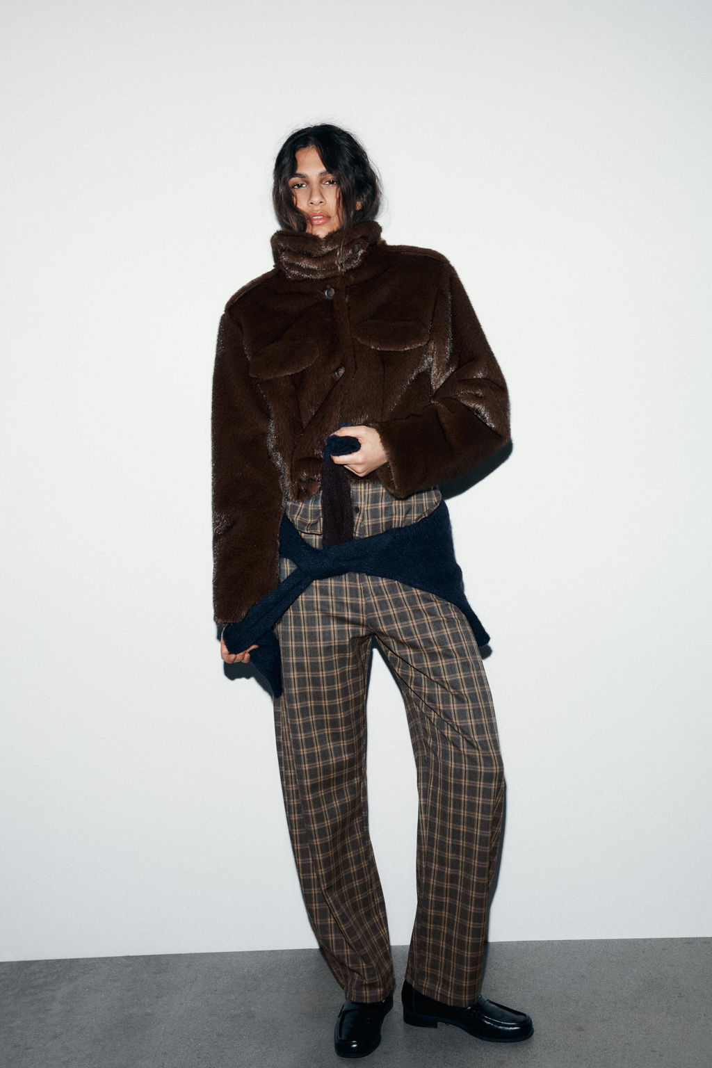 CHECKED BALLOON TROUSERS - Zara фото 6