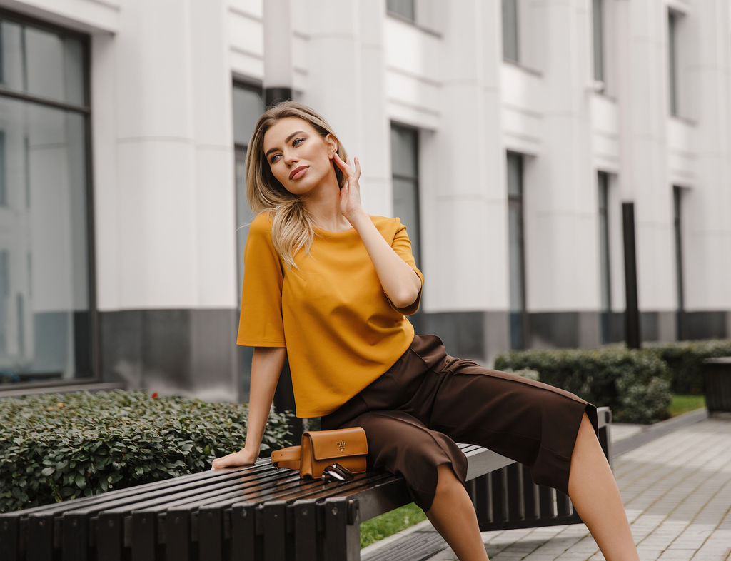 Блузка трикотажная горчичный - Donna saggia фото 2