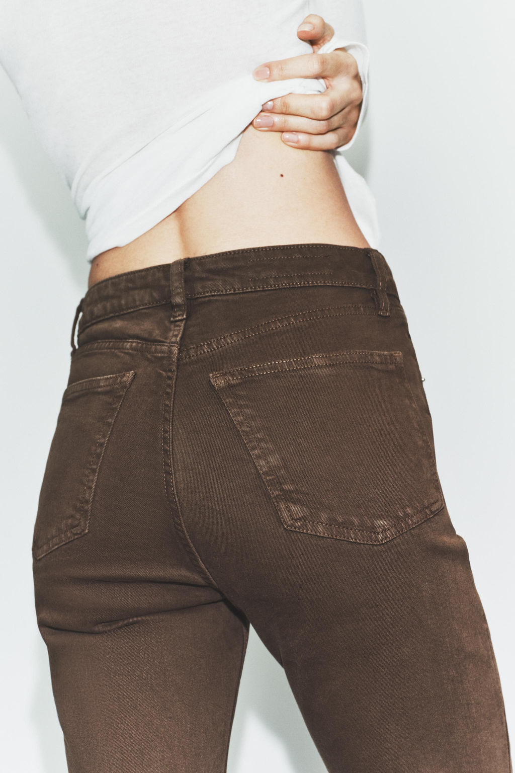 JEANS TRF CROPPED FLARE TIRO ALTO / Marr?n - Zara фото 6