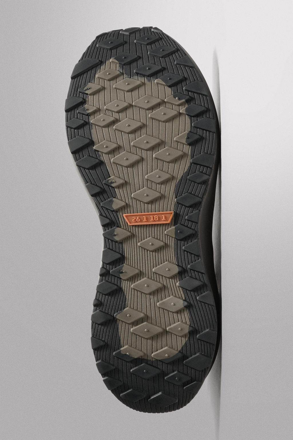 ZAPATILLA DE CORRER / Marr?n - Zara фото 4