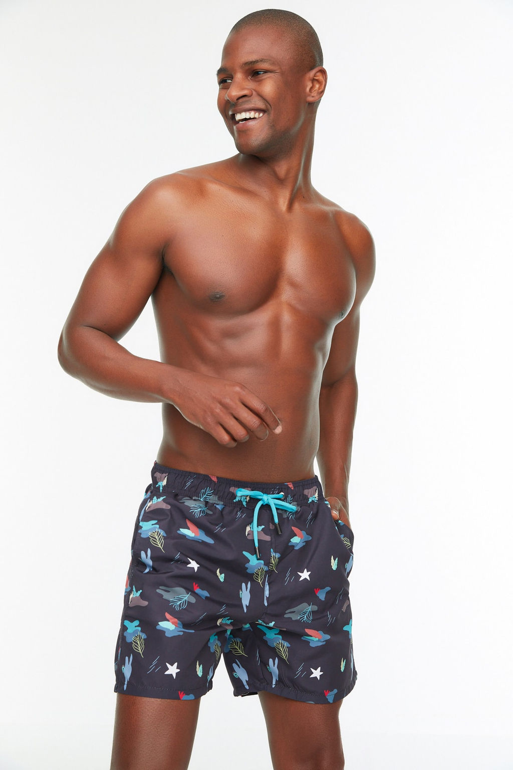 TRENDYOL MAN Lacivert Standart Boy Mayo Deniz Sortu TMNSS22DS0006