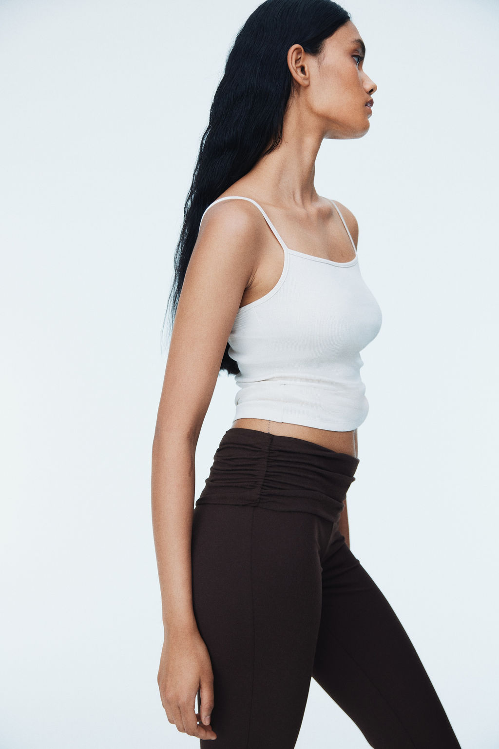 Pantal?n de yoga fruncido en microfibra - H&m фото 6