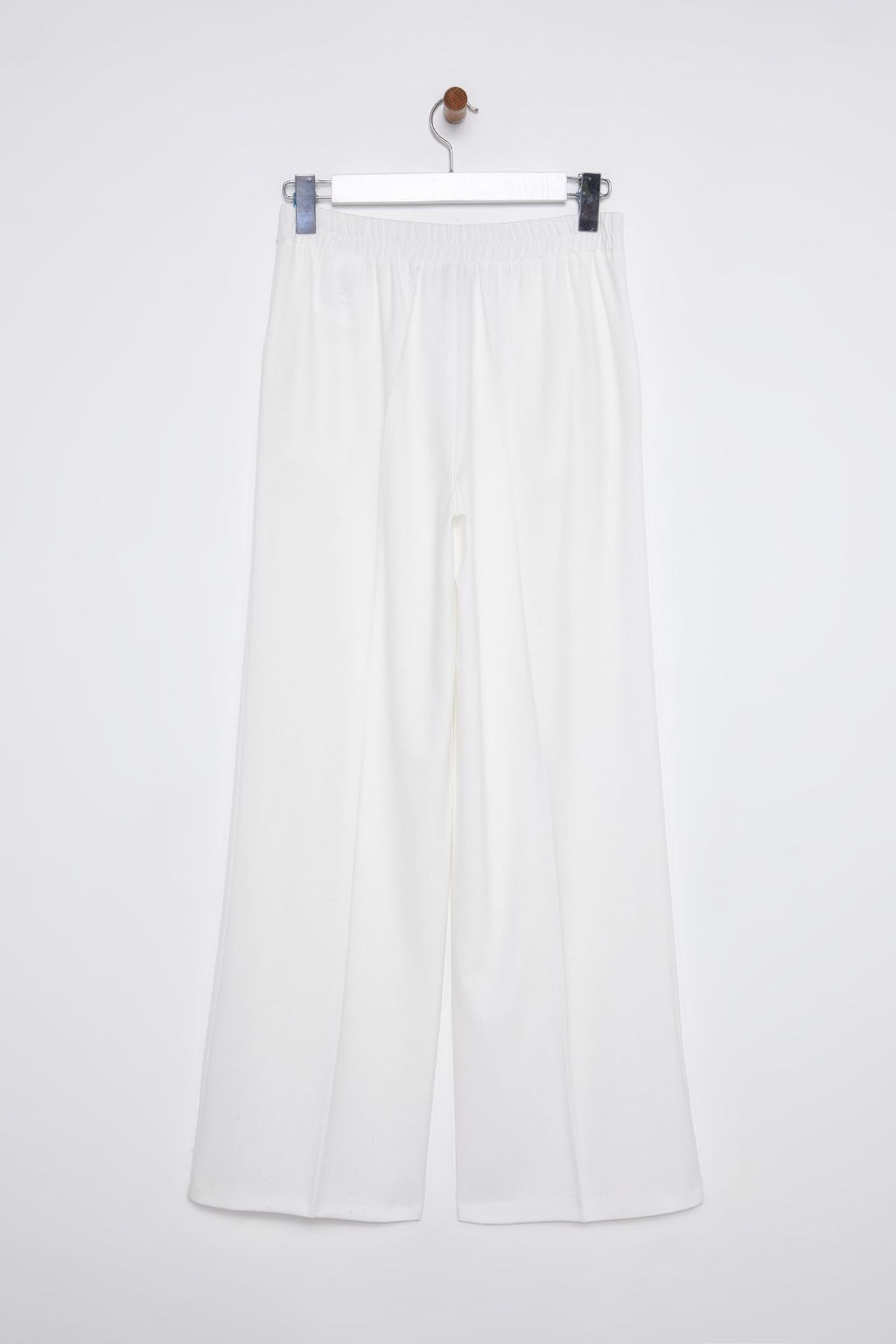 TRENDYOLMILLA Beyaz Arkas? Lastikli Wide Leg/Genis Paca Dusuk Bel Dokuma Pantolon TWOSS25PL00021  фото 10
