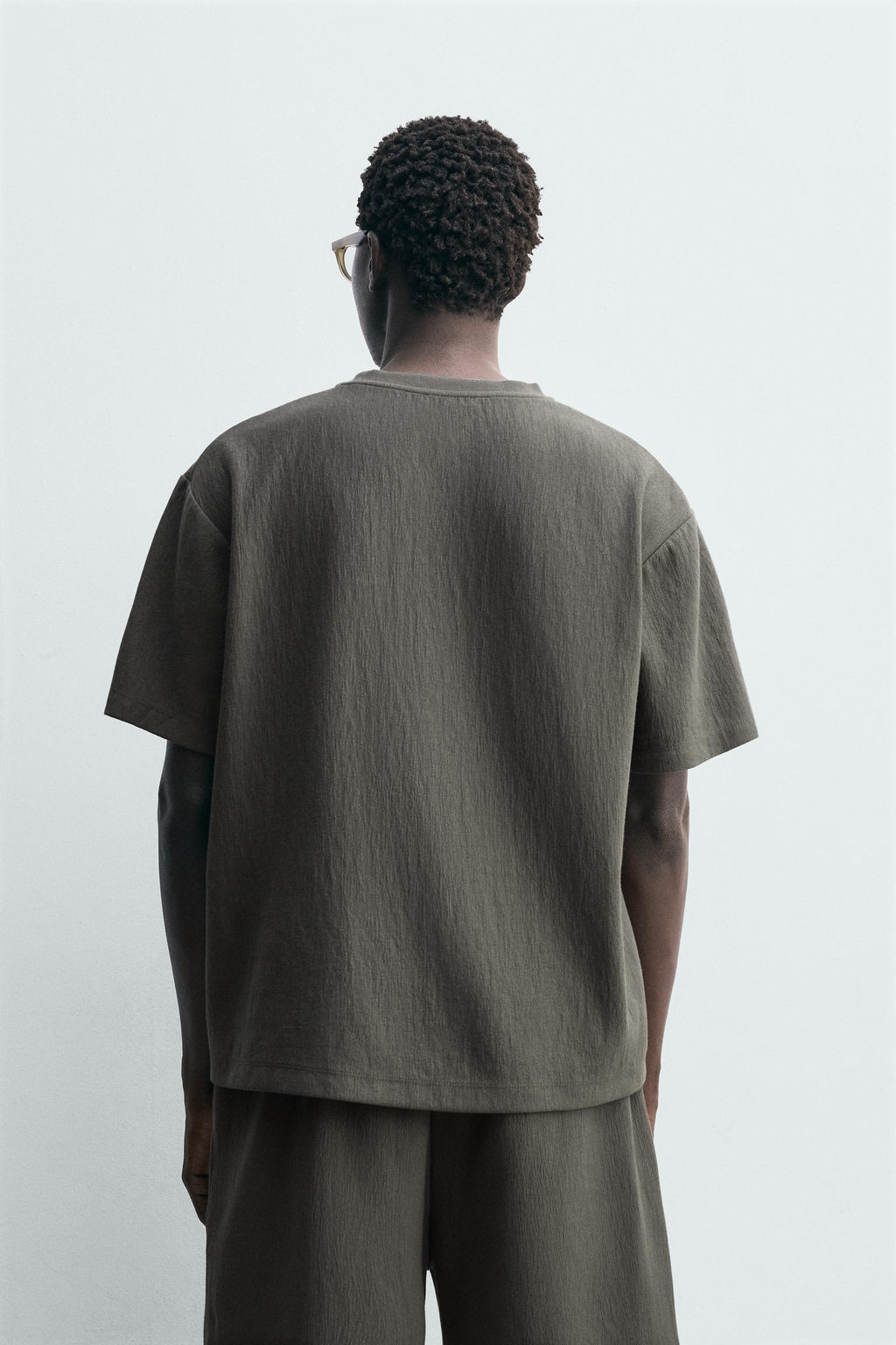 CAMISETA RELAXED FIT ESTRUCTURA / Verdoso - Zara фото 3