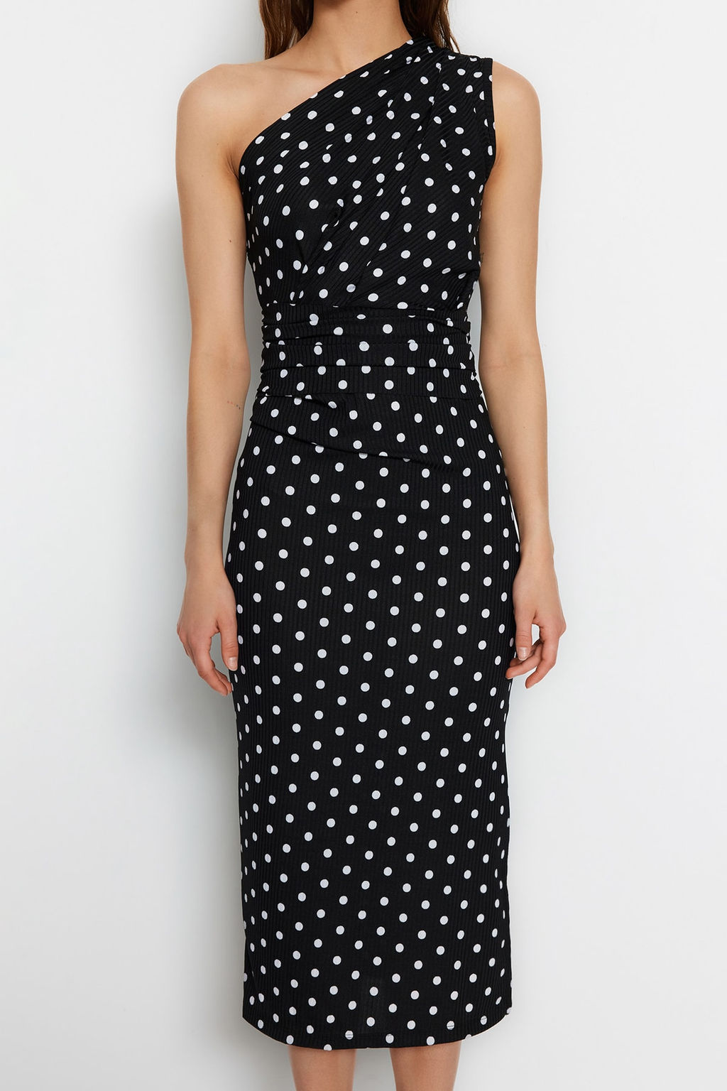 Siyah Bask?l? Fitted/Vucuda Oturan Tek Omuz Asimetrik Buzgu Detayl? Orme Kalem Elbise TWOSS23EL02182