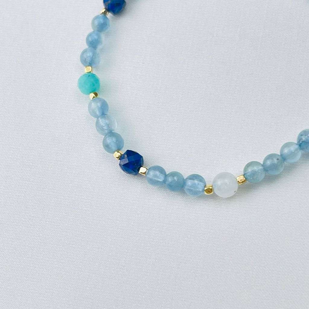Браслет детский из Аквамарина, Амазонита, Лунного камня и Лазурита - Радуга самоцветов фото 3
