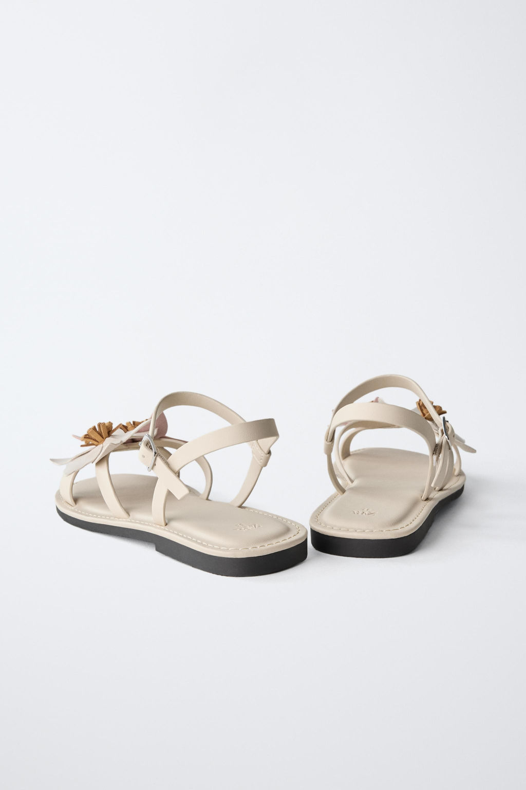 3D FLOWER SANDALS - Zara фото 5