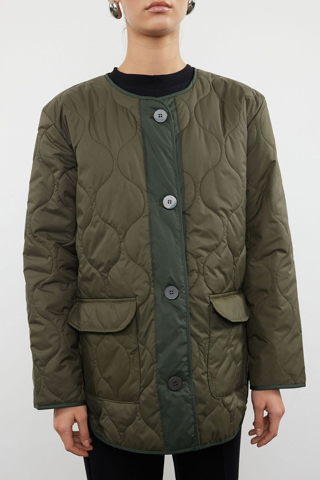 TRENDYOLMILLA Haki Renk Bloklu Su Itici Kapitone Mont TWOAW23MO00134 фото 19