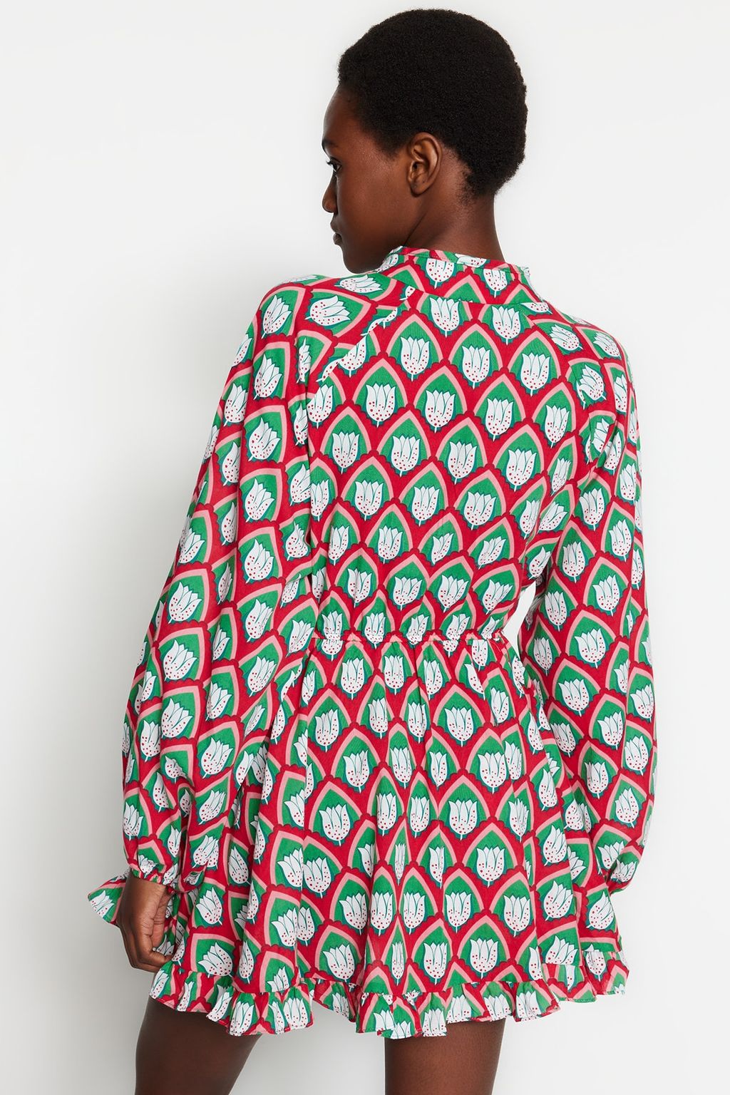 TRENDYOLMILLA Plaj Giyim Geometrik Desenli Dokuma %100 Pamuk Balon Kollu Mini Elbise TBESS21EL2771 фото 6