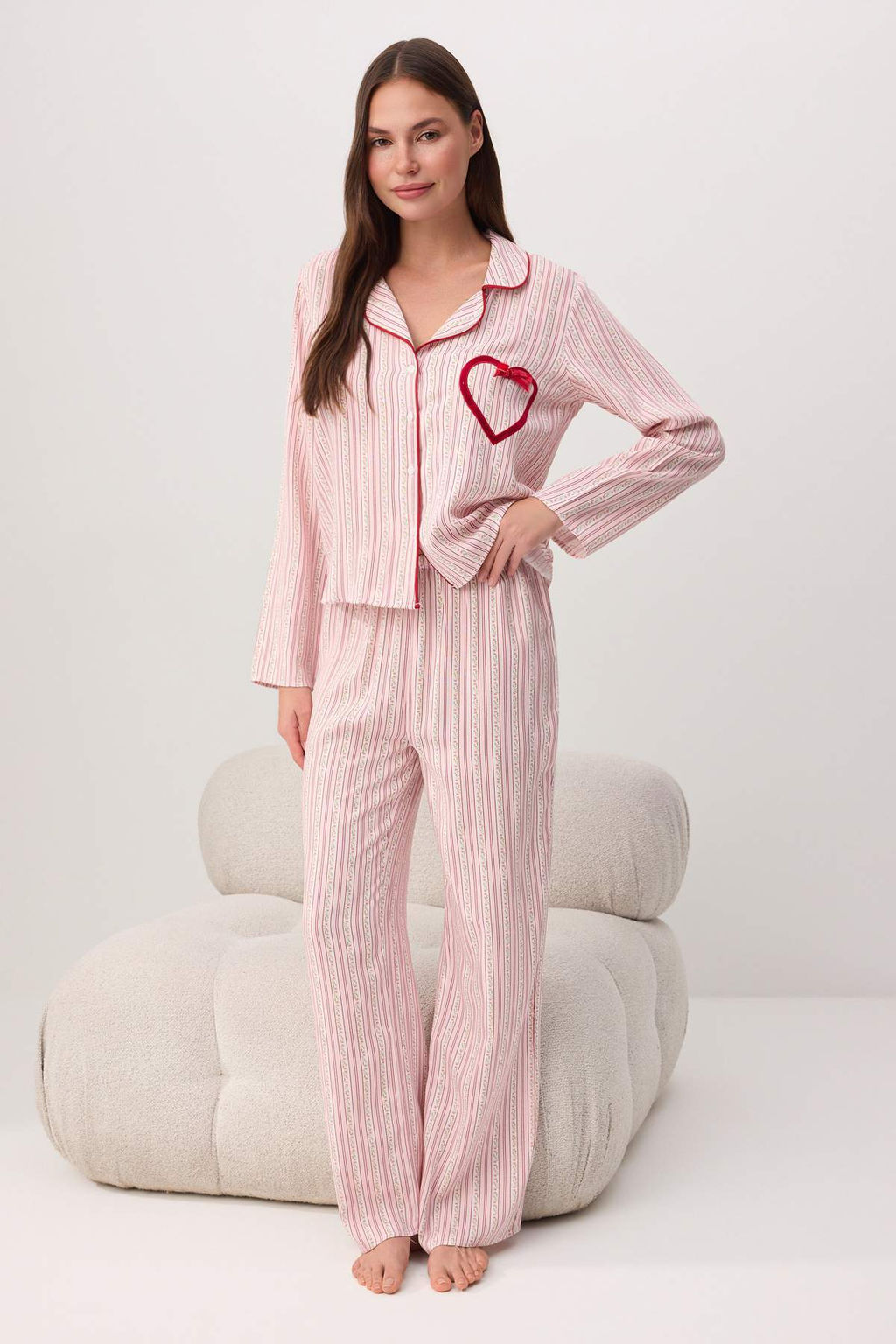 Bordo-Cok Renkli %100 Pamuklu Cicekli Kalp Detayl? Viskon Dokuma Pijama Tak?m? THMSS26PT00006 - Trendyolmilla фото 6