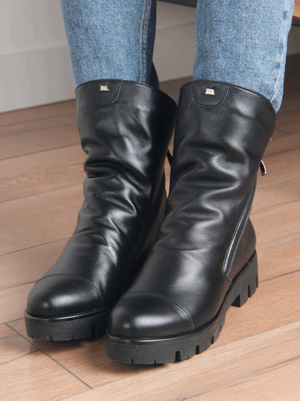 Ботинки 233.sandra черный/Шерсть