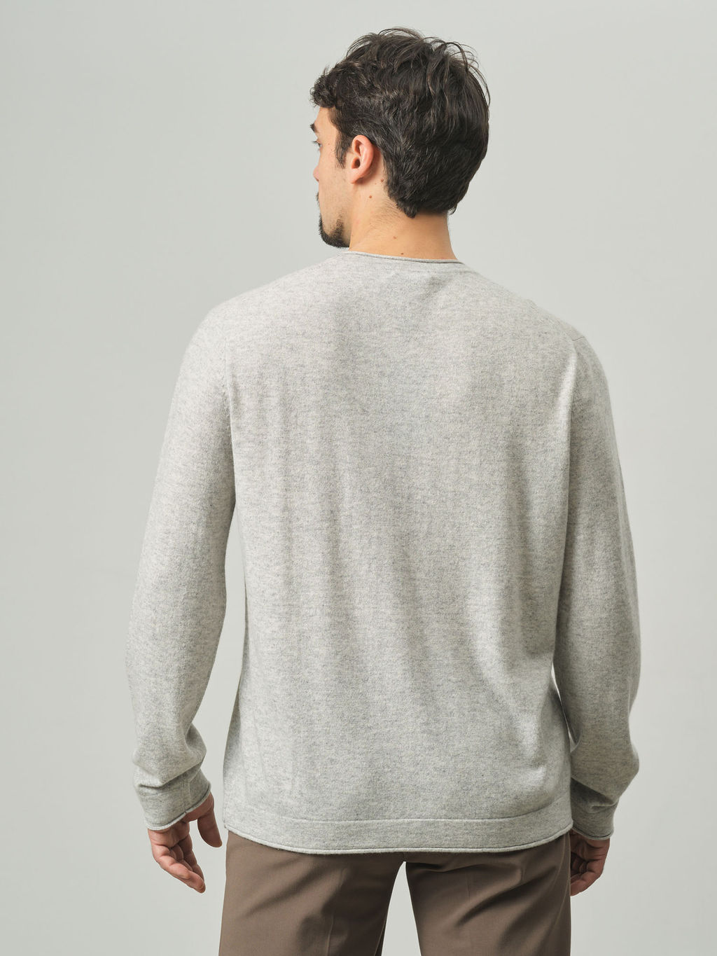 Джемпер мужской из кашемира KM045553-E серый