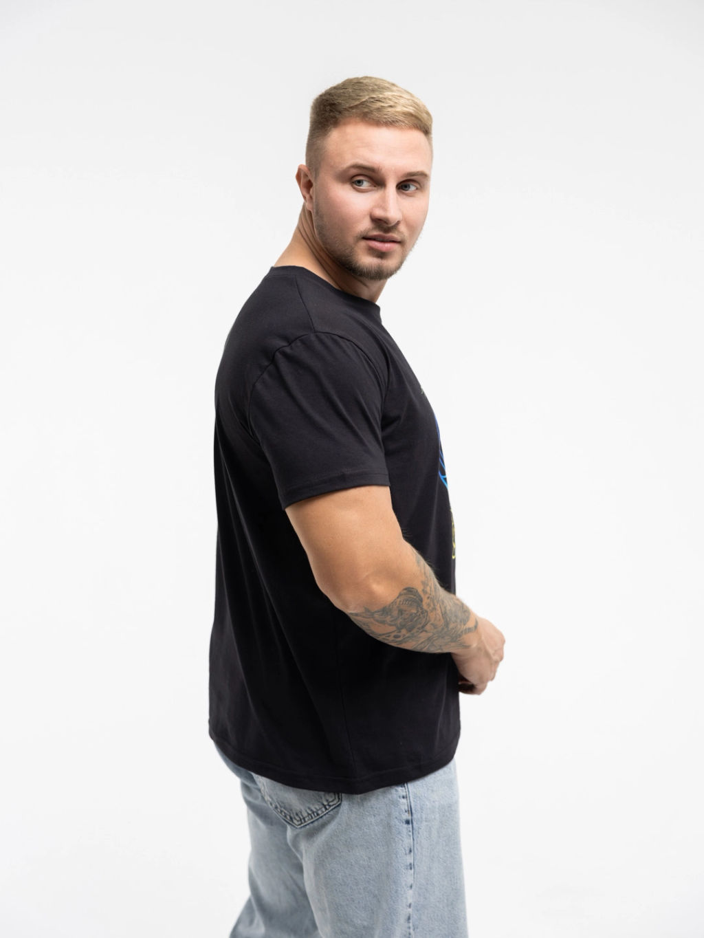 Футболка мужская, цвет черный