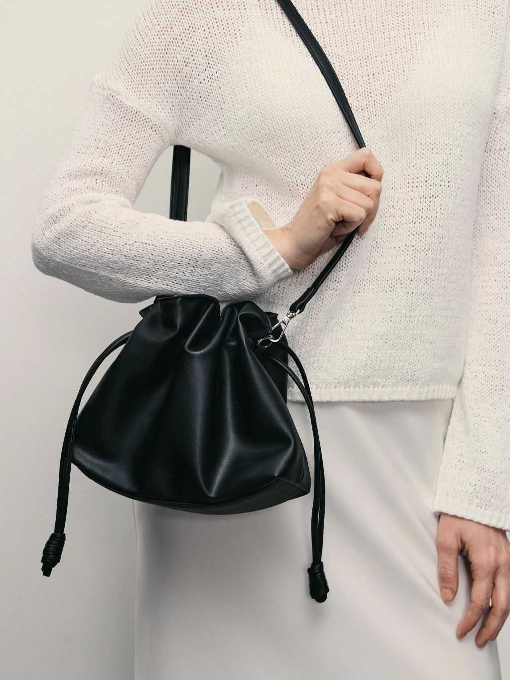 Сумка-мешок из экокожи / Zarina  фото 8