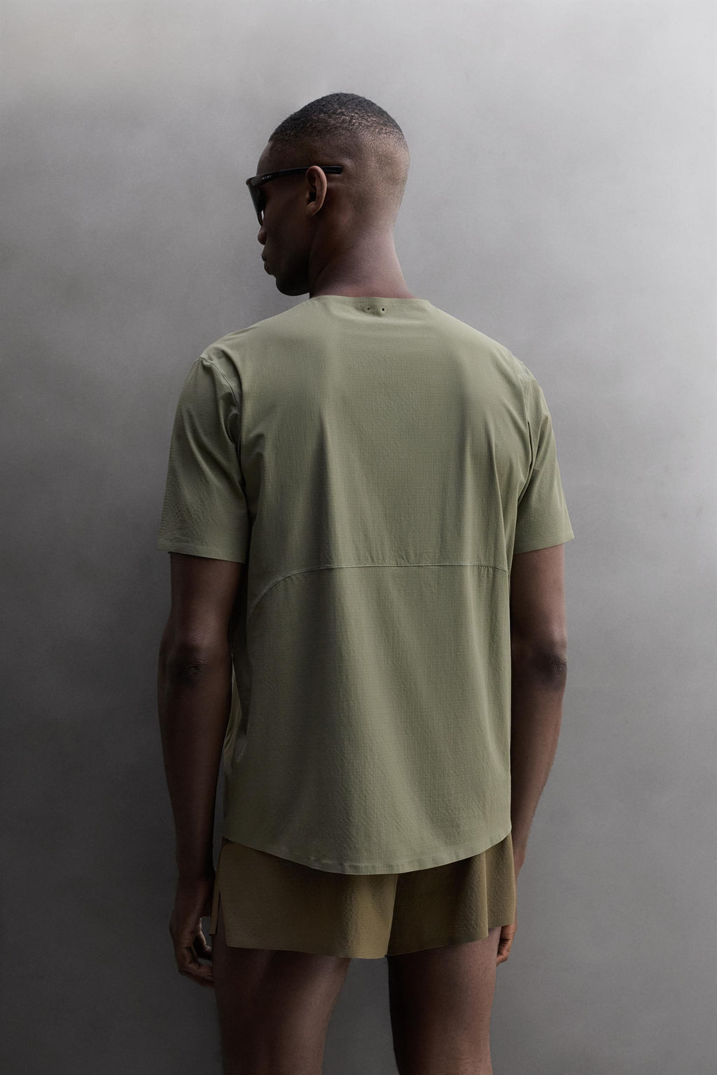 CAMISETA T?CNICA ESTRUCTURA / Gris antracita